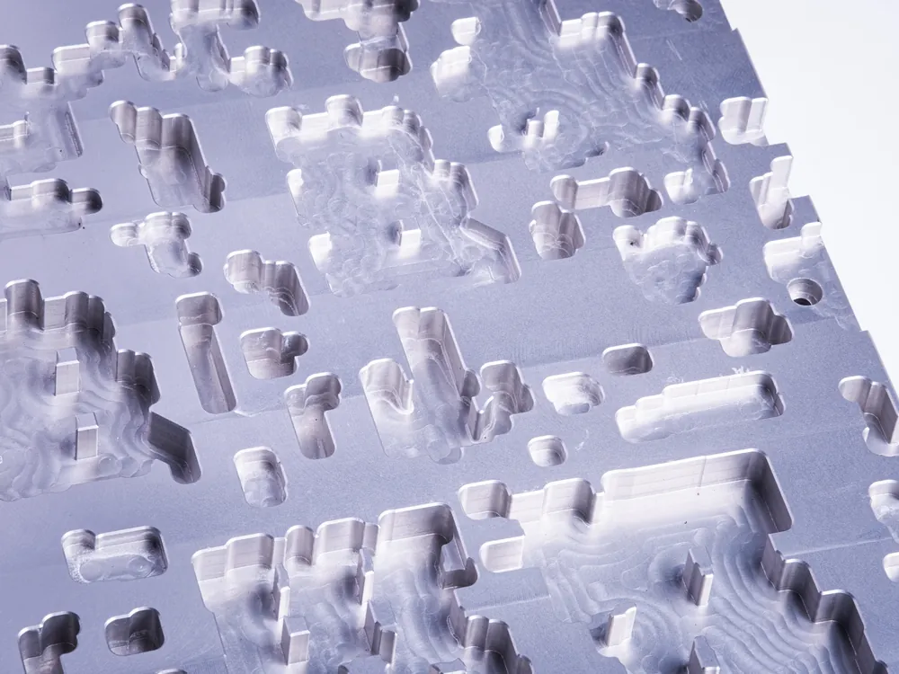 Close-up of the milled relief pattern on a dedicated print support